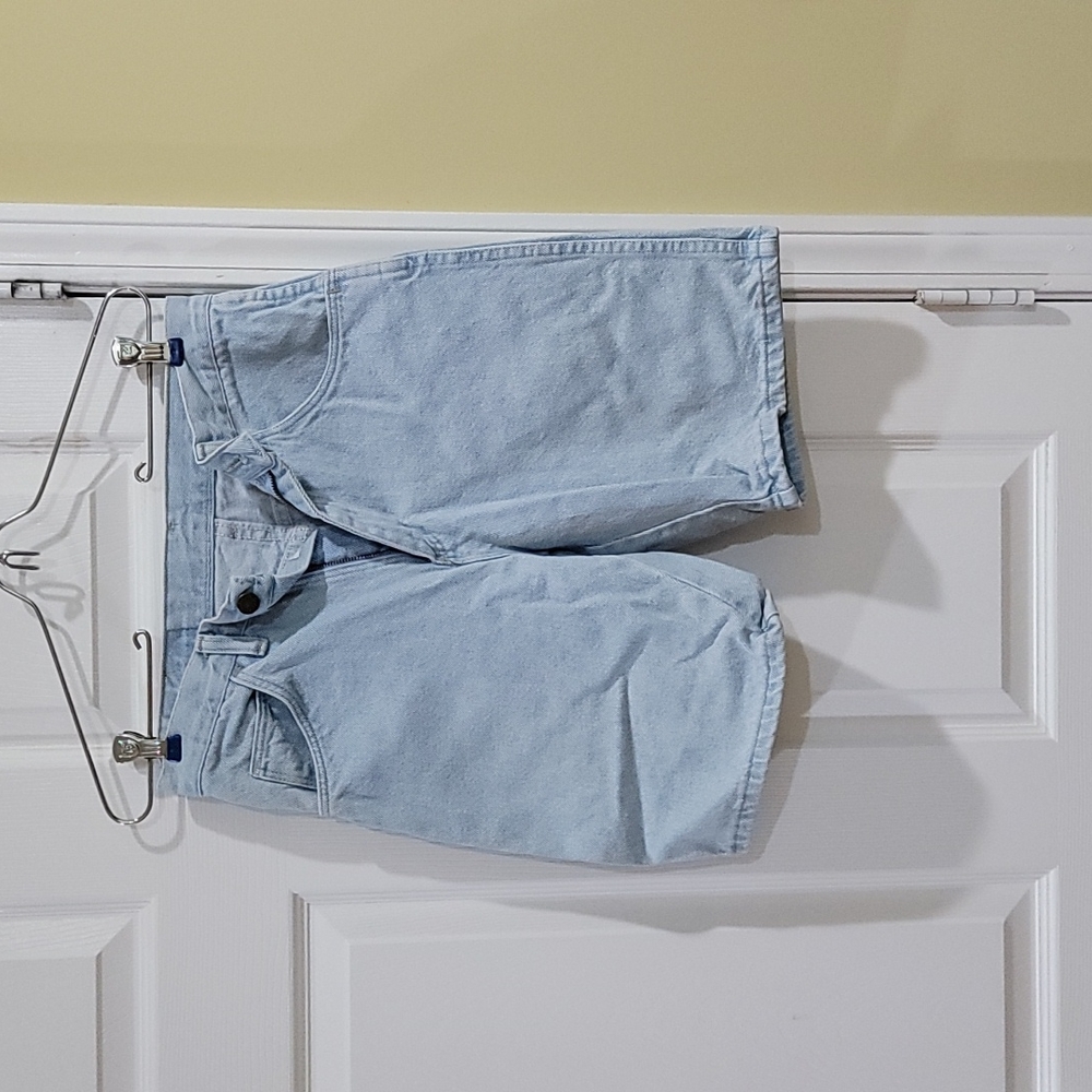 Shorts - Picture 2 of 2